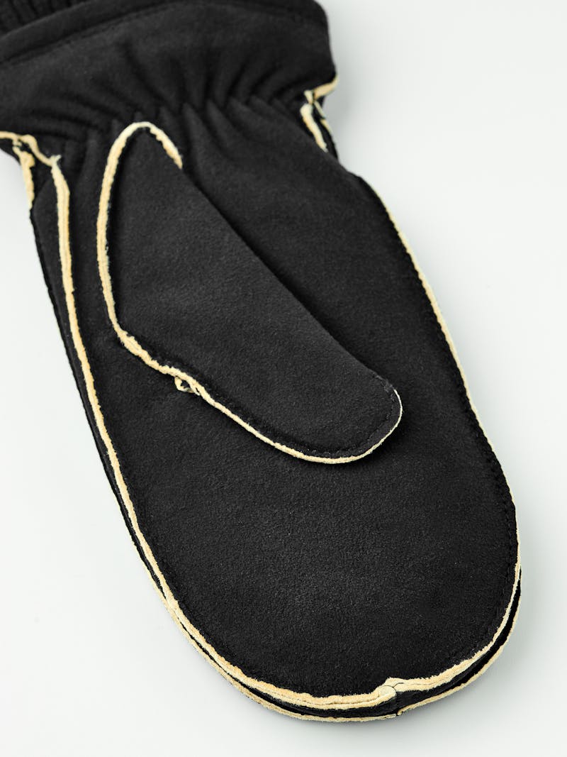 Black machine-sewn suede mitten with knitted cuff
 (2 of 6)