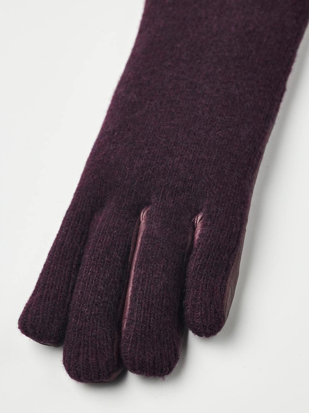 Samantha in the color Dark Plum (2 of 5)