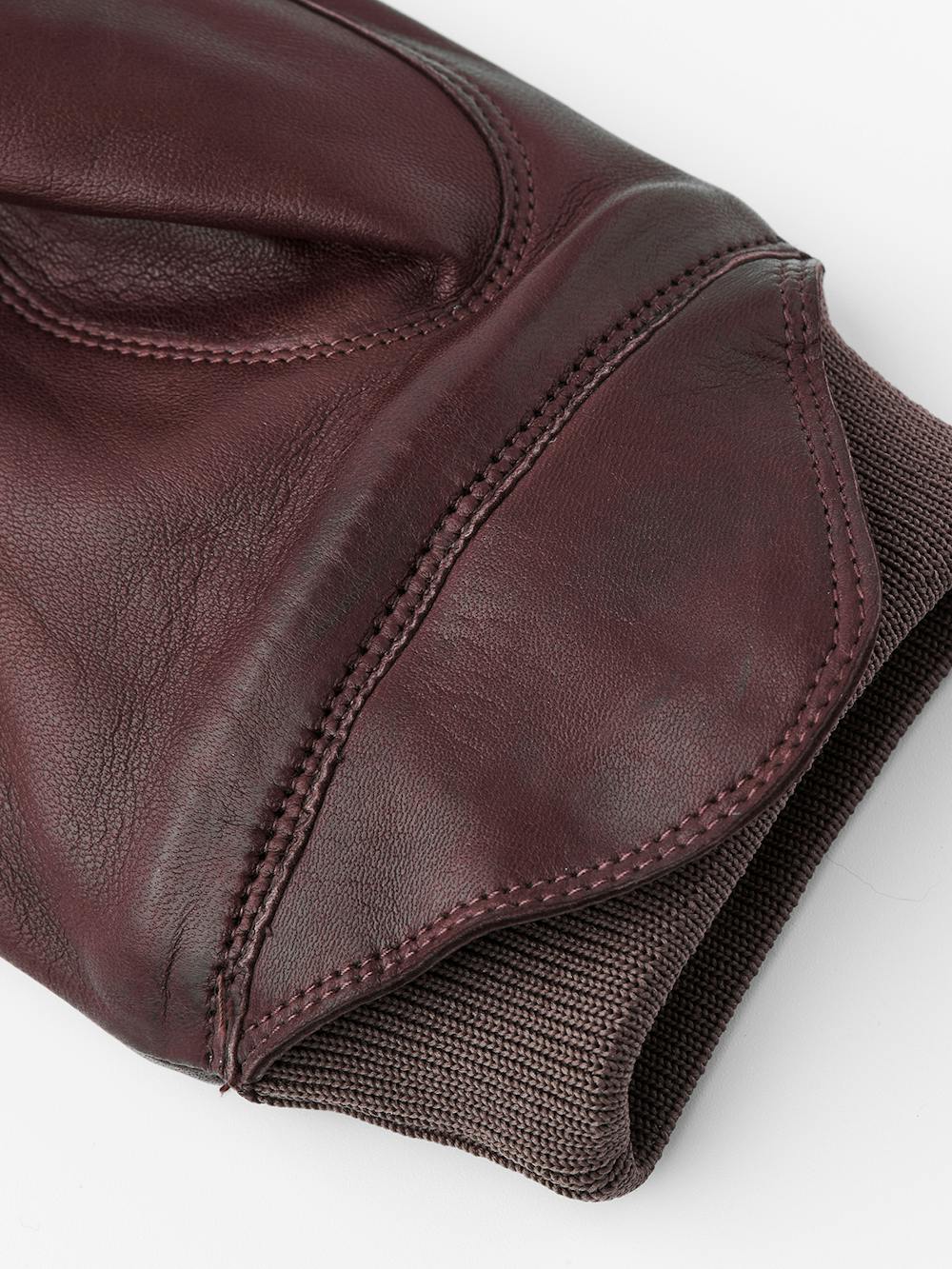 Adrian in der Farbe Kastanie (4 oder 4)