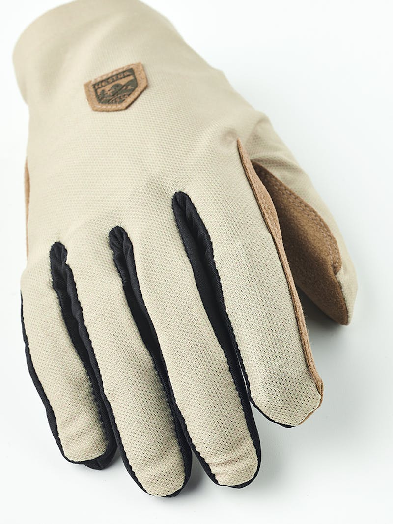 Ventair Long - 5 finger in the color Beige (2 of 5)