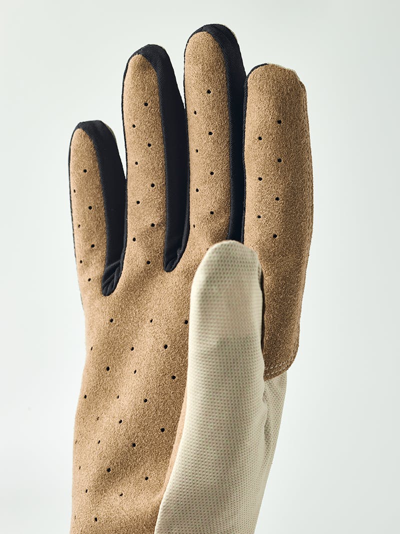 Ventair Long - 5 finger in the color Beige (5 of 5)