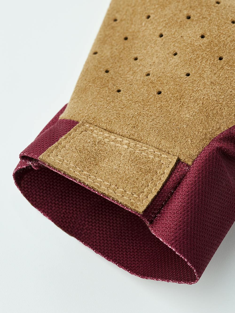 Ventair Short 5-finger in the color Dark red (6 of 8)