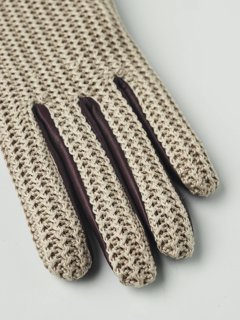 Melissa in the color Dark Plum / Beige (2 of 5)