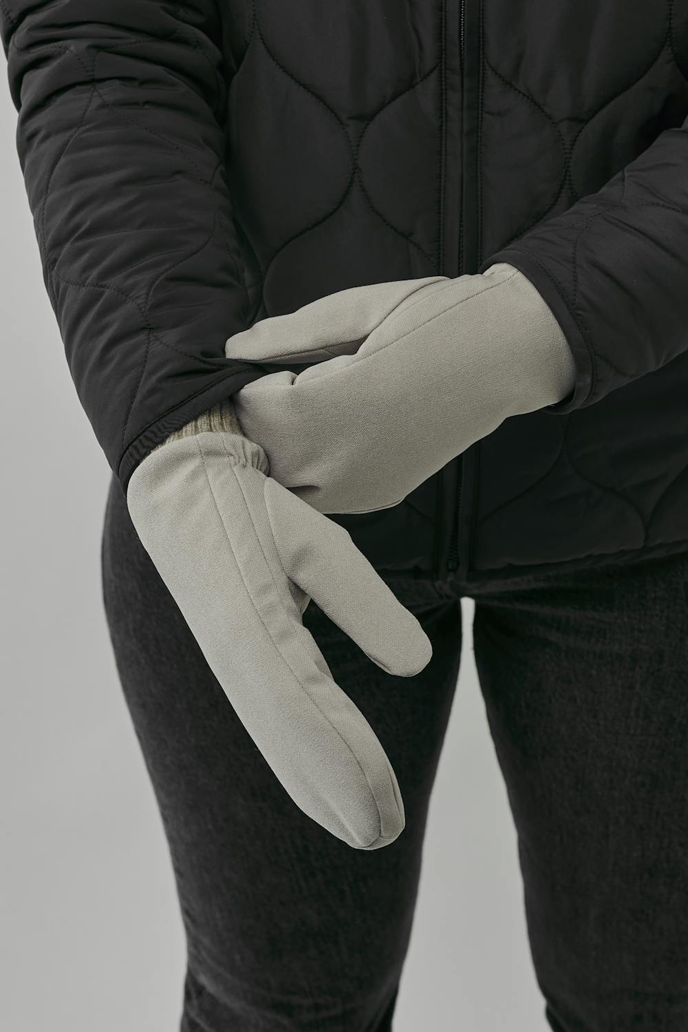 Beige fabric mitten with knitted cuff
(4 of 4)