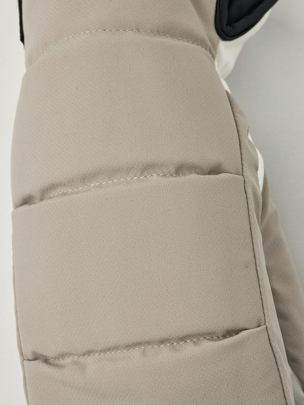 Beige fabric mitten with white palm
(4 of 5)