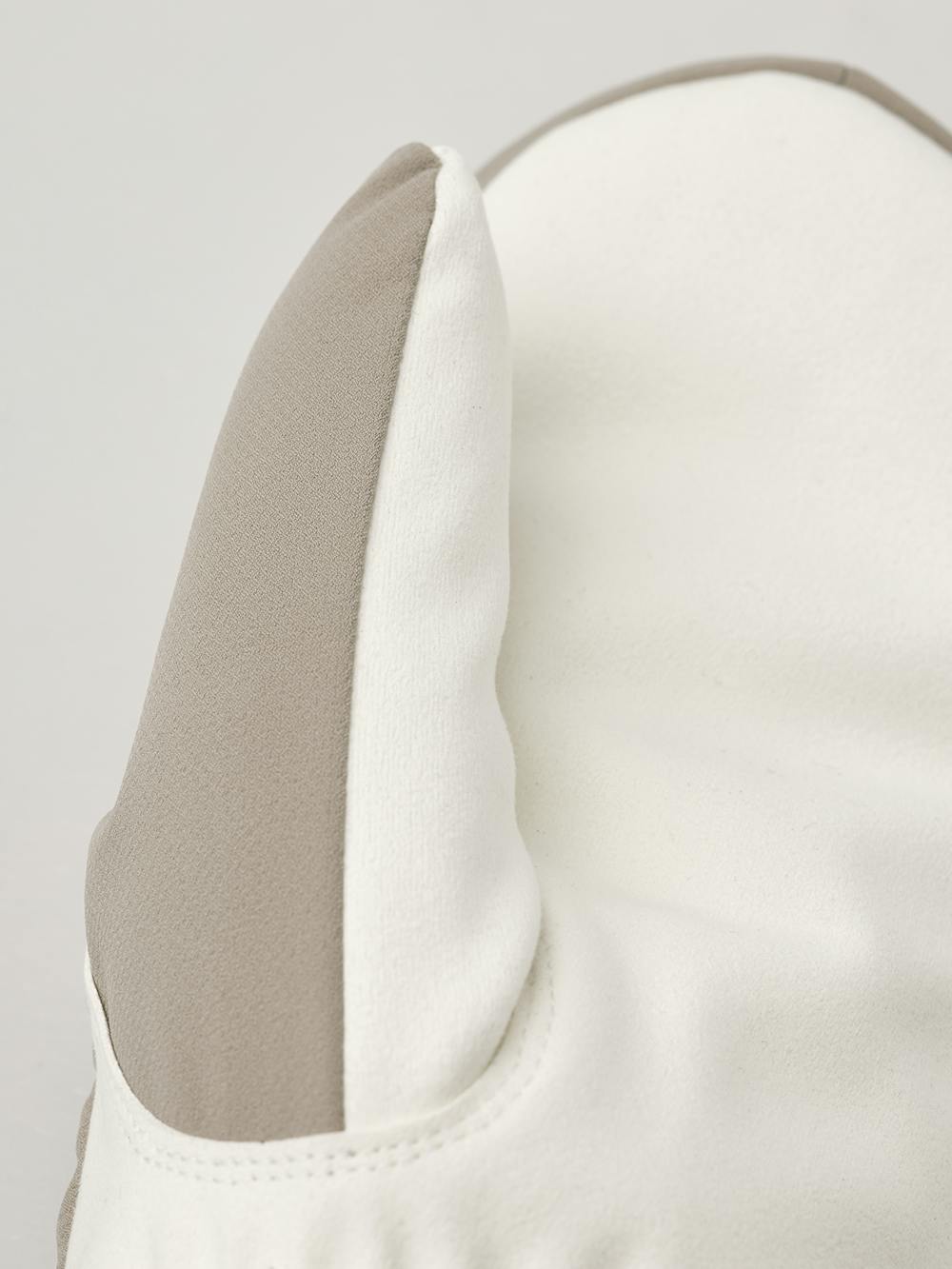 Beige fabric mitten with white palm
(3 of 5)