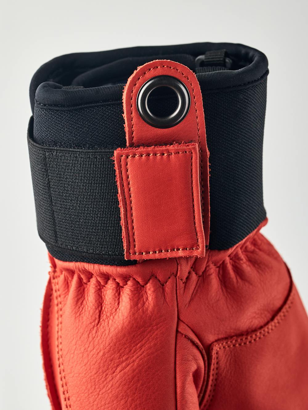 Light red cow hide ski glove (5 of 8)