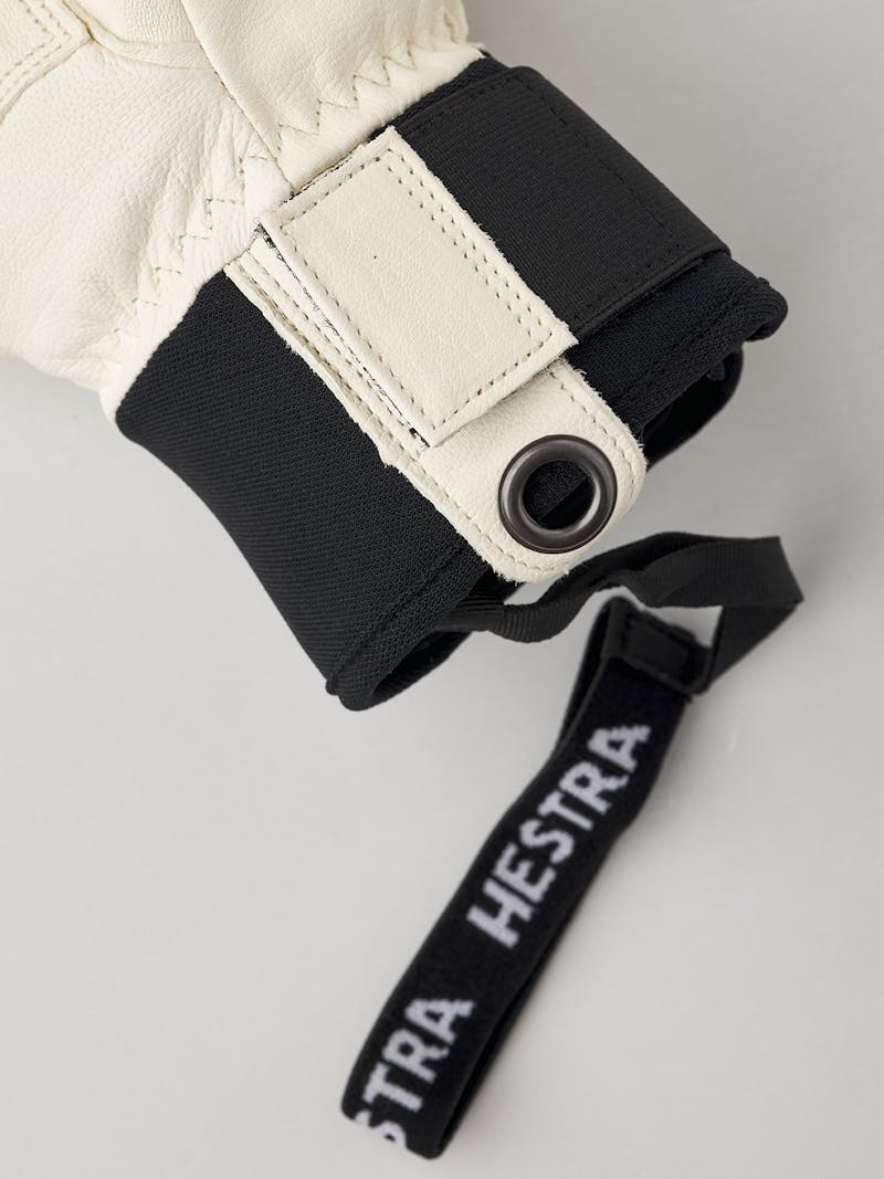 White cow hide ski glove (5 of 8)