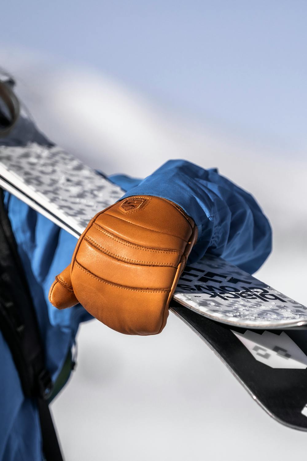 Light brown cow hide mitten (5 of 5)