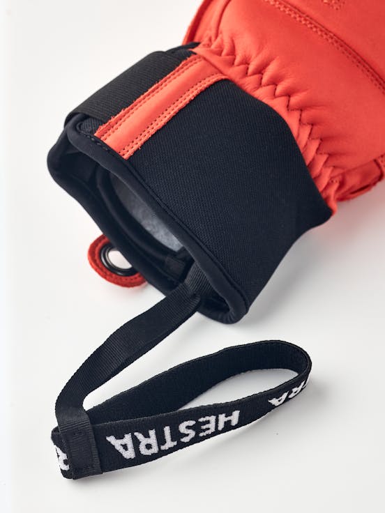 Alternative image for Fall Line Mitt