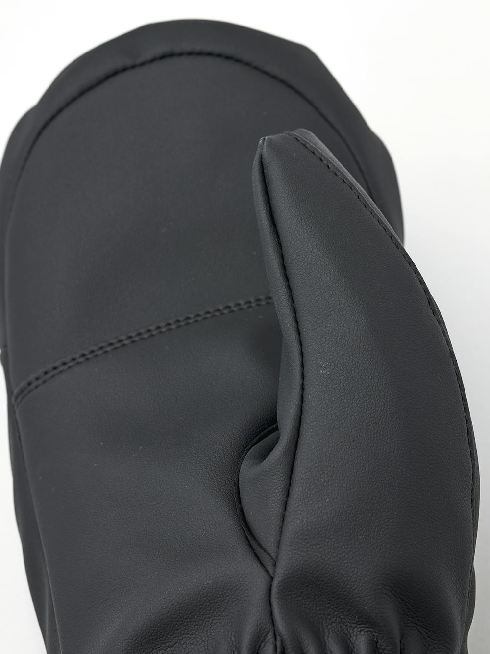 Black mitten in vegan leather (5 of 5)