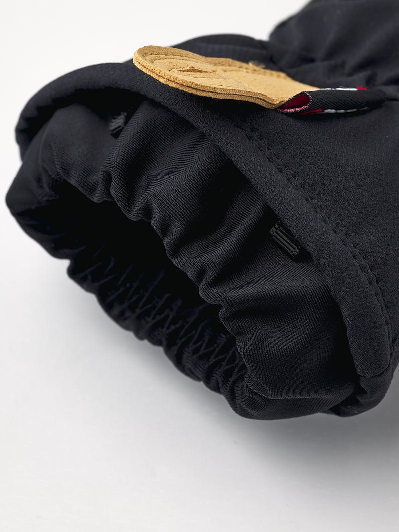 Black fabric mitten (3 of 5)