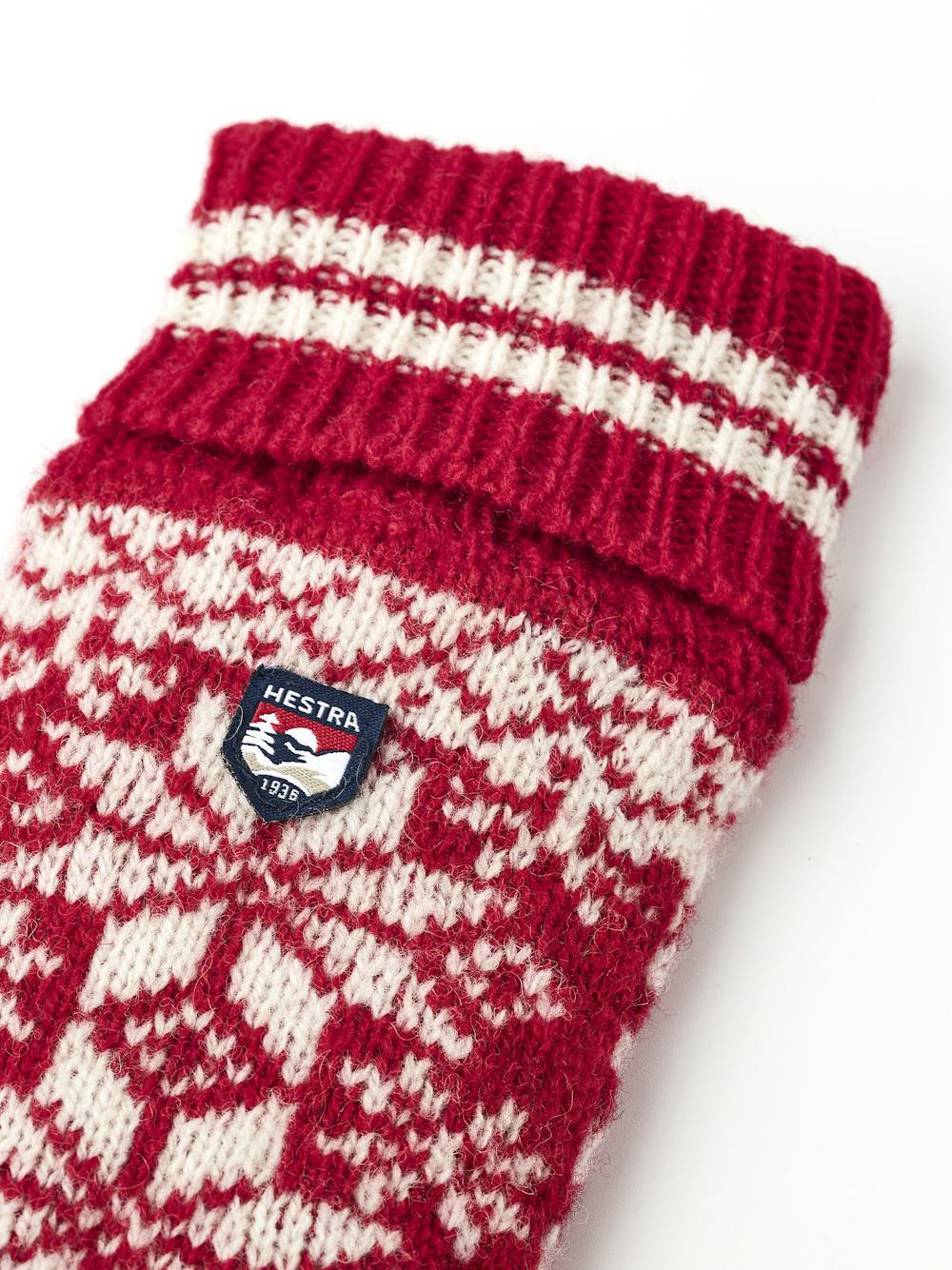 Nordic Junior Mitt i färgen Röd & offwhite (2 av 4)