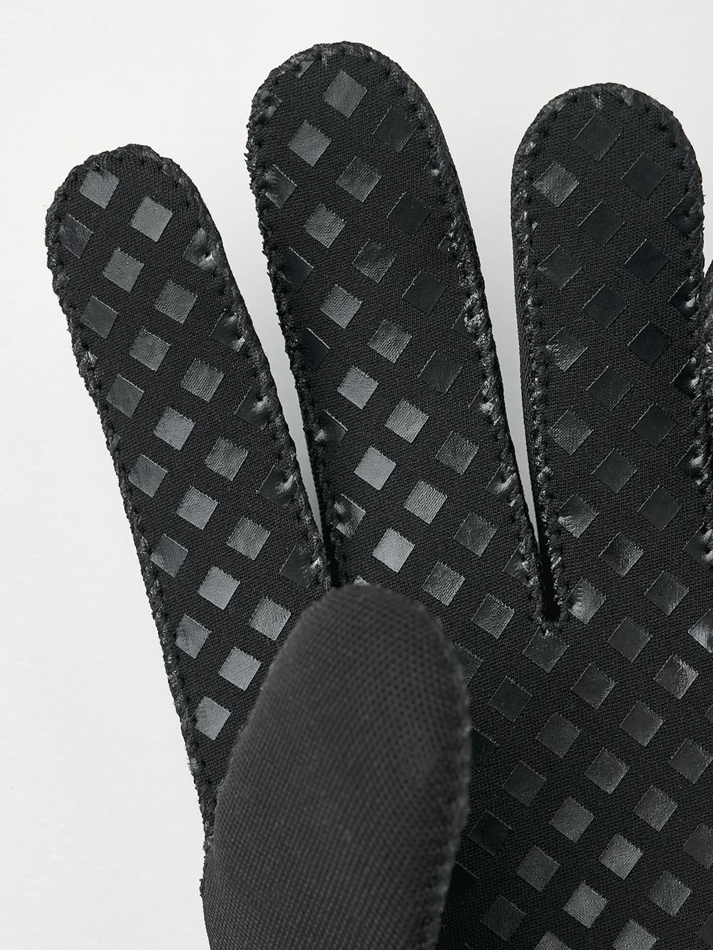 Black neoprene outdoor glove with Velcro adjustment (3 of 4)