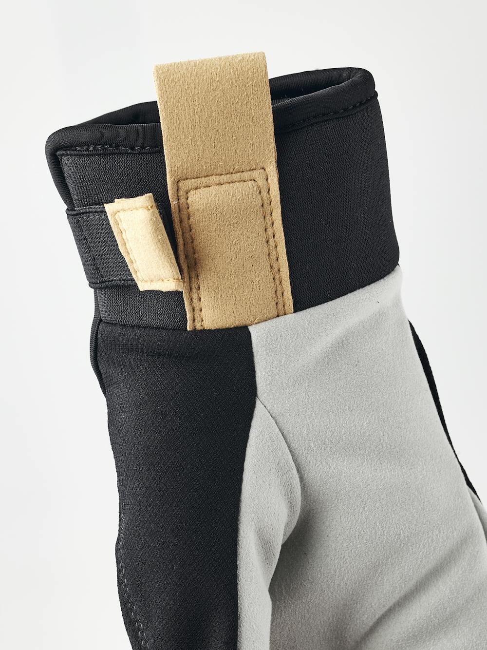 Black fabric lobster glove with white palm (3 of 7)