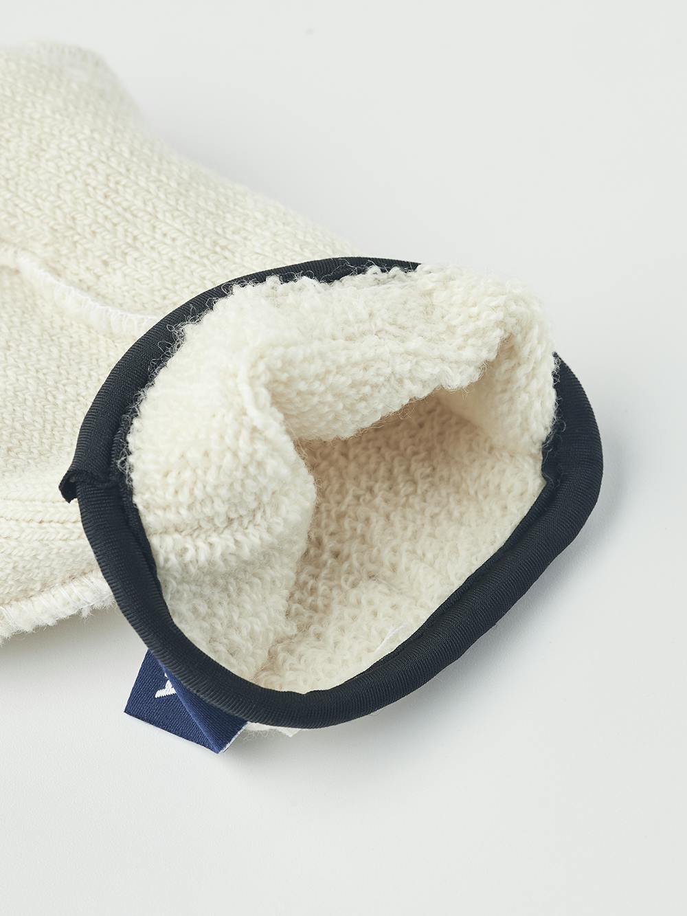 Vitt maskinsytt lobsterfoder
(4 av 5)