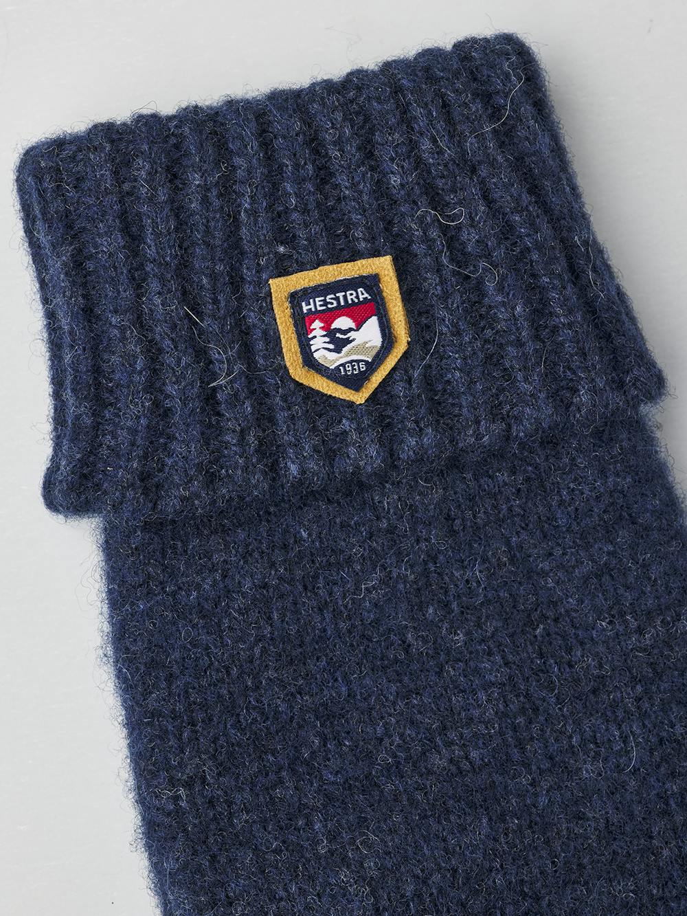 Dark blue knitted mitten in wool (2 of 3)