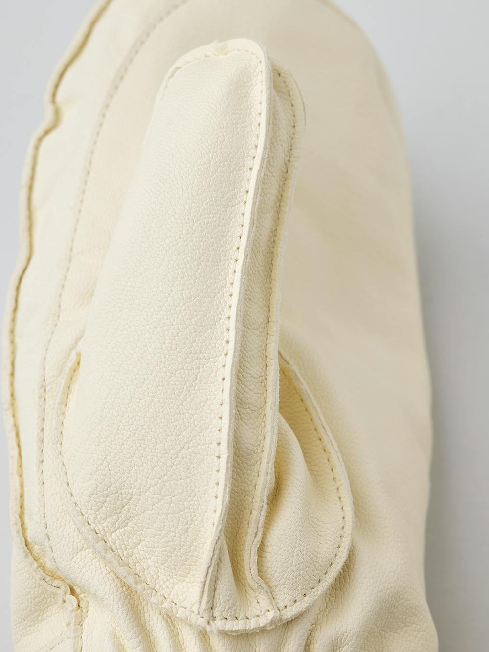 White cow hide mitten with wrist adjustment (5 of 6)