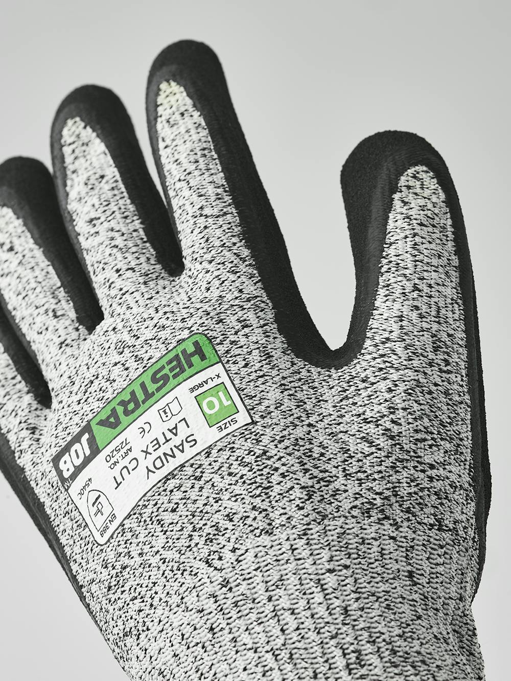 Sandy Latex Cut in the color Black (2 of 3)