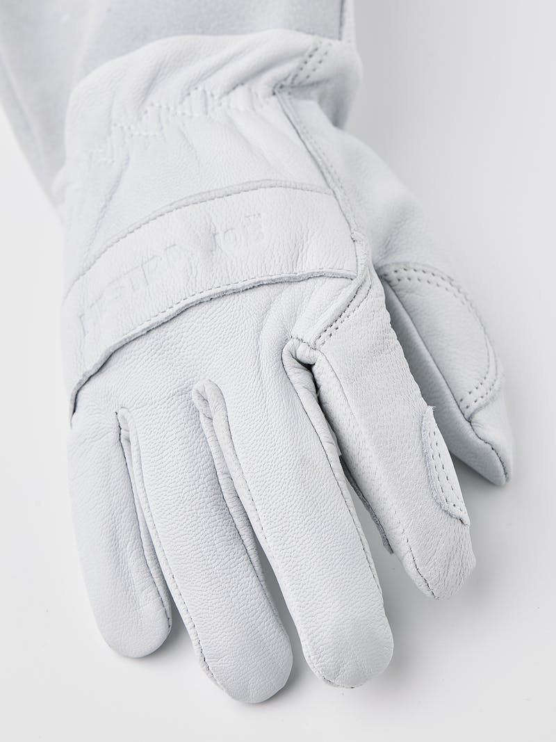 Garden Rose Glove i färgen Offwhite (3 av 4)