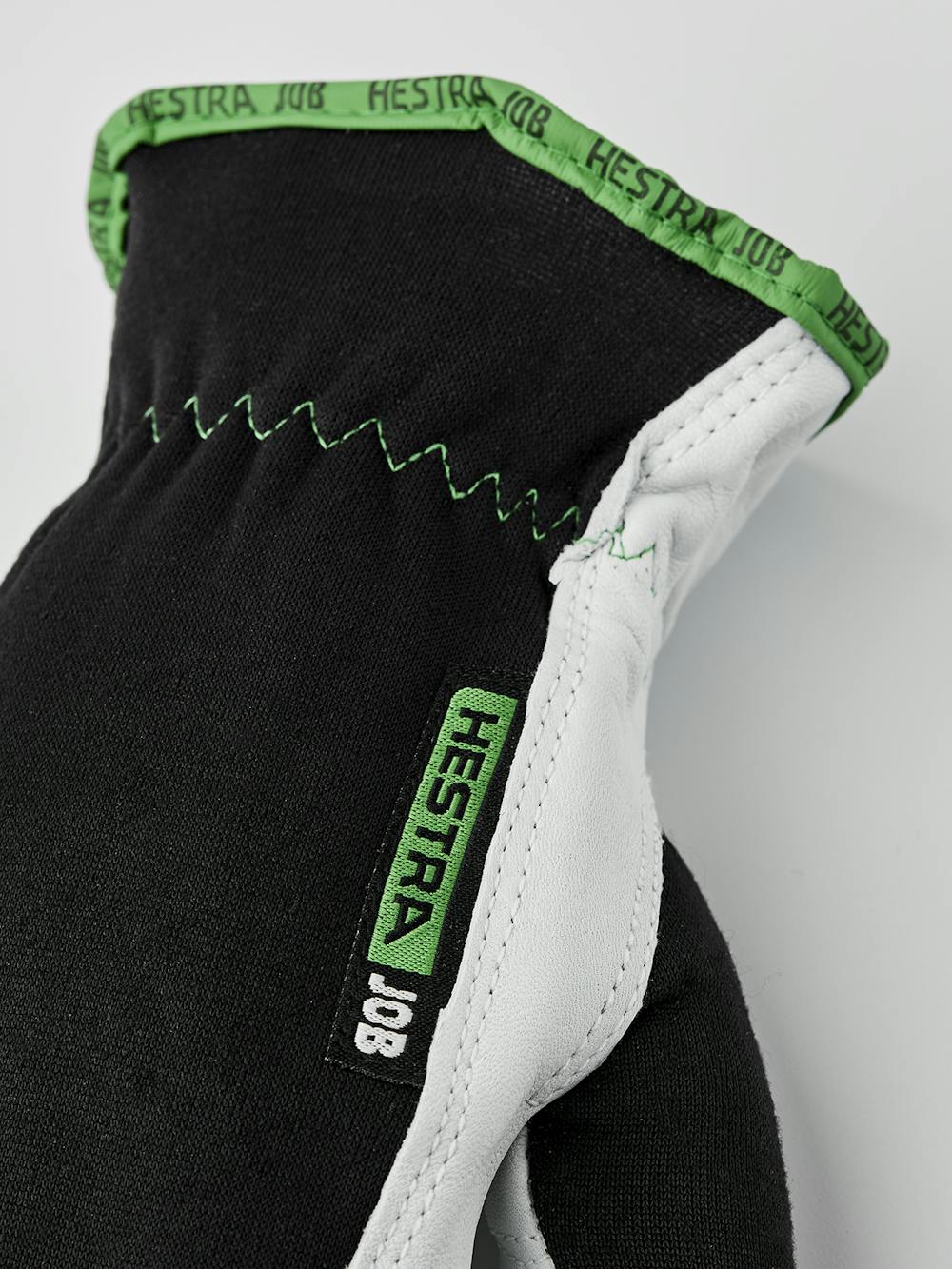 Ferrum i färgen Svart (4 av 4)