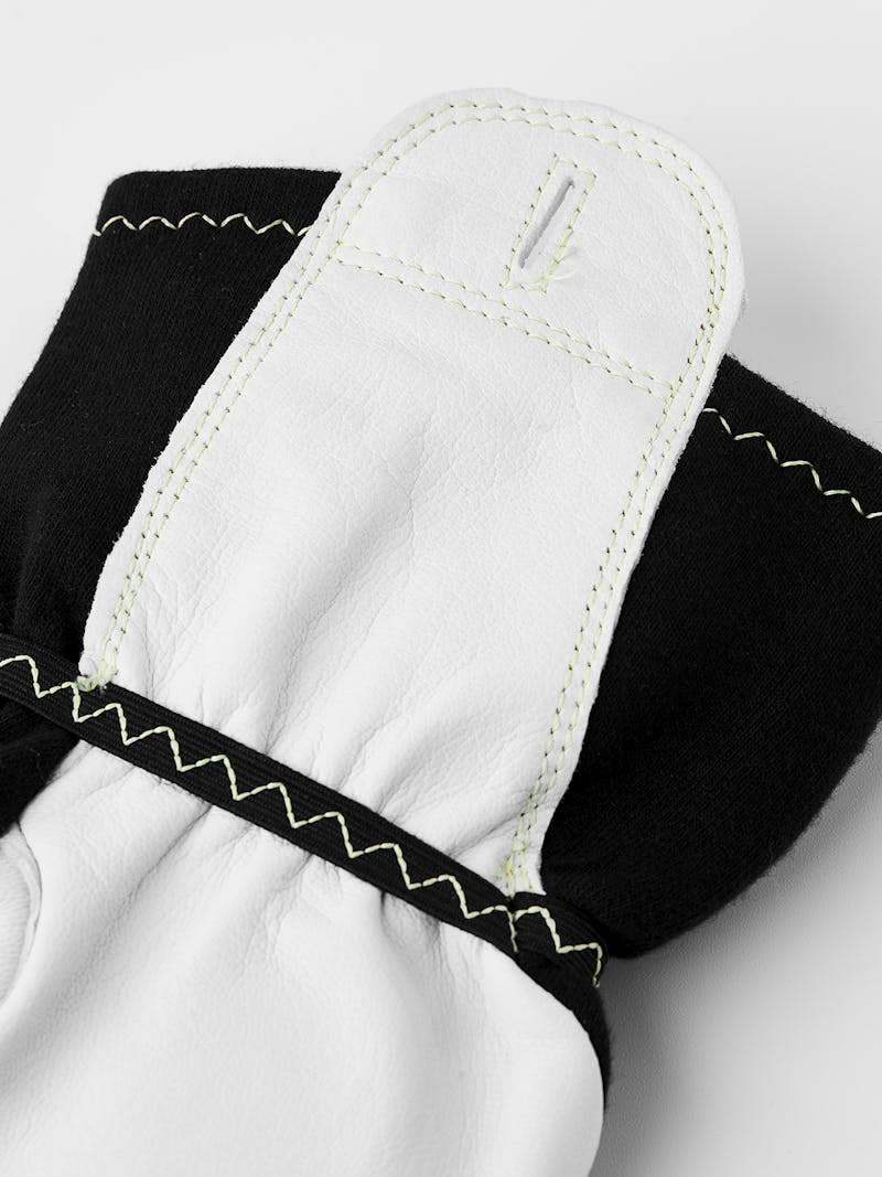 Ljusbåge handske ofodrad i färgen Svart (2 av 3)