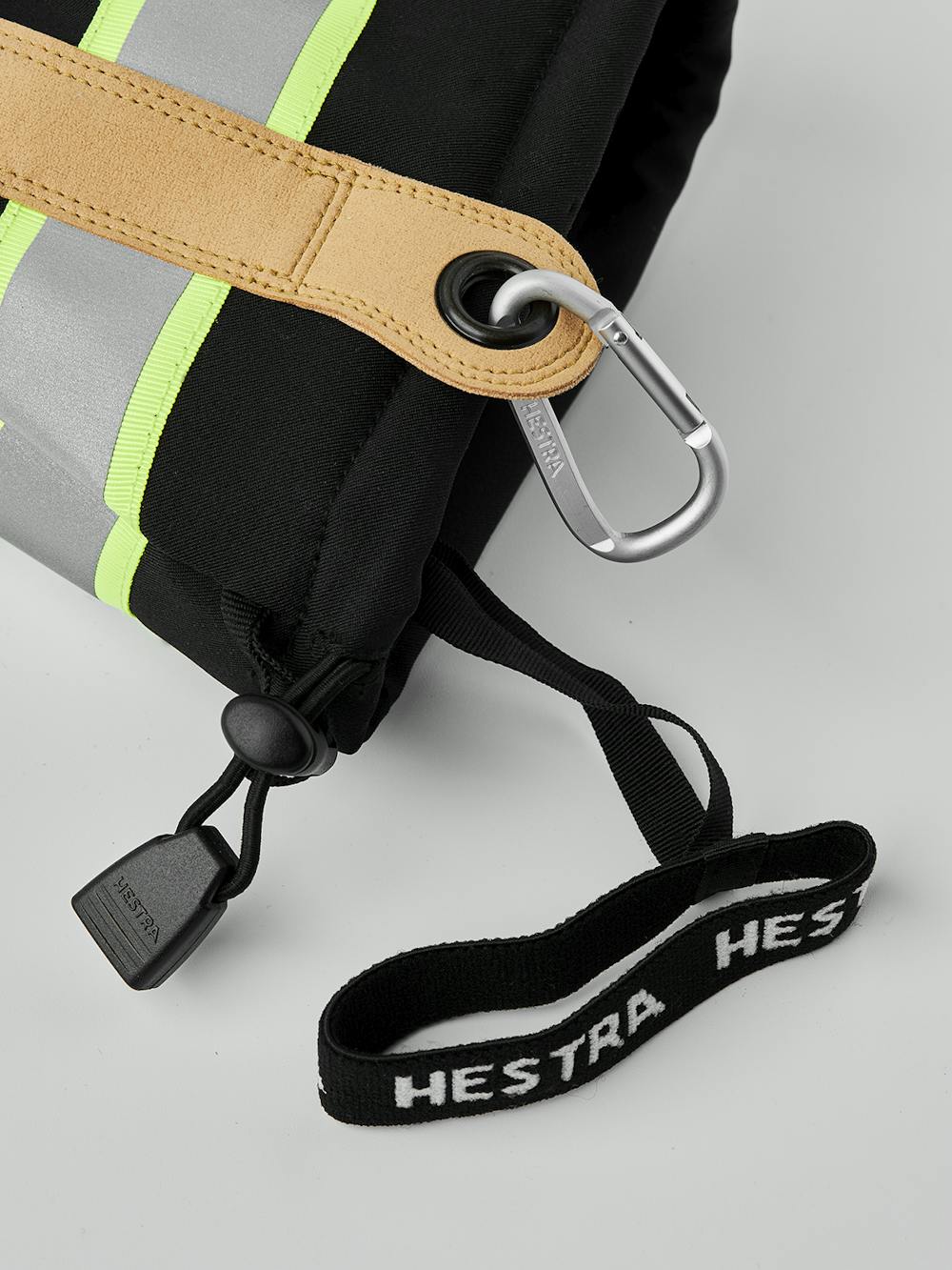 Gore-Tex Pro 3-f in the color Black (5 of 5)