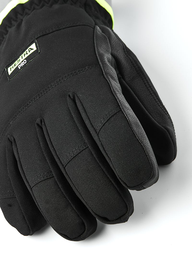 Gore-Tex Bas 5-f in the color Black (3 of 5)