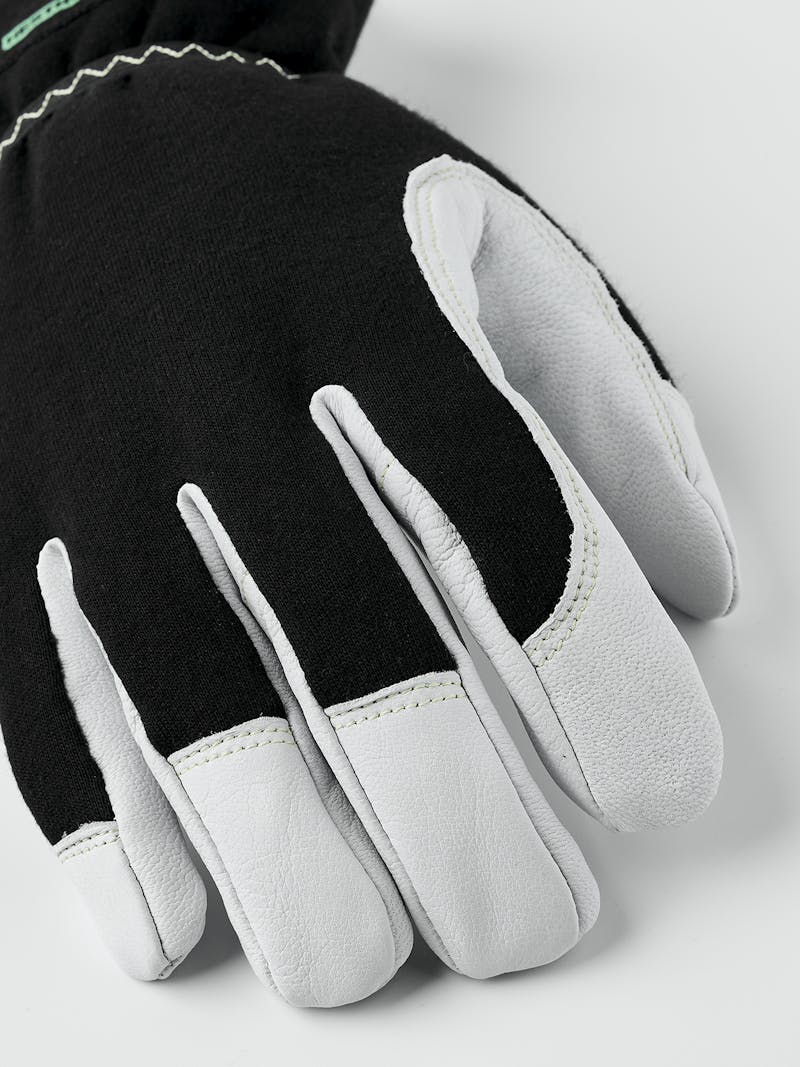 Ljusbåge handske fodrad in the color Black (3 of 5)