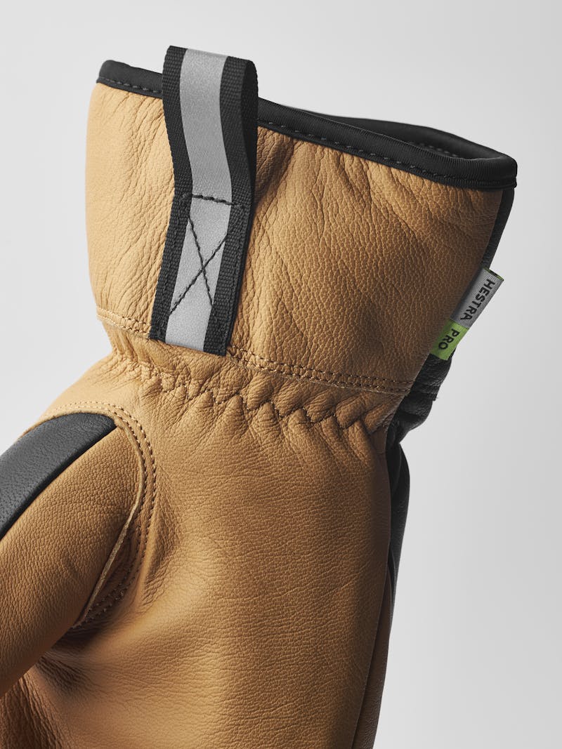 Winter Pro Mitt in the color Tan (3 of 5)