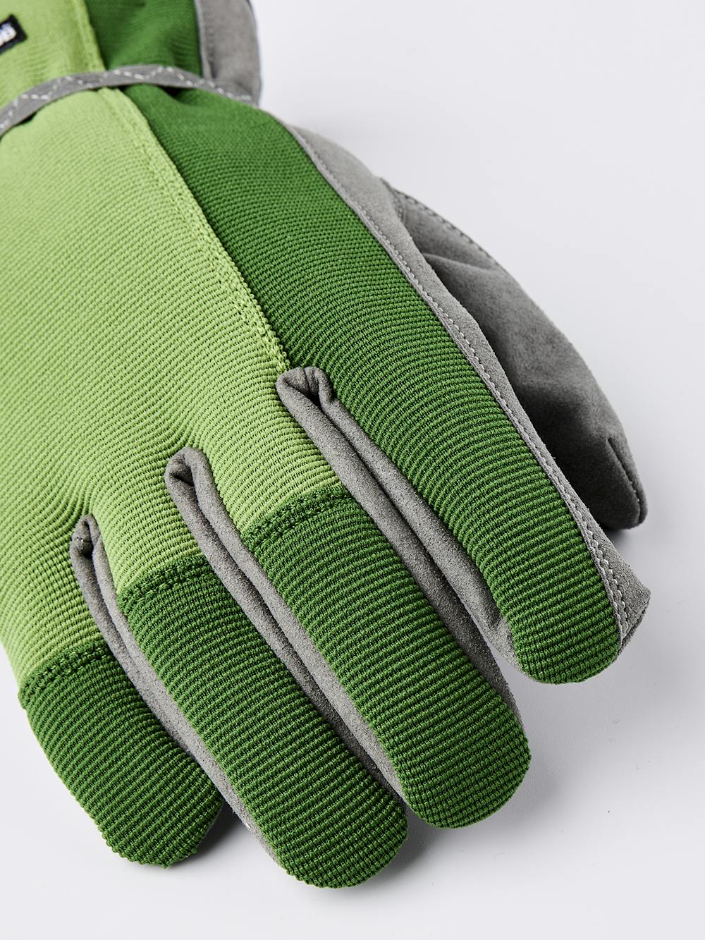 Garden Robin in the color Green (3 of 4)