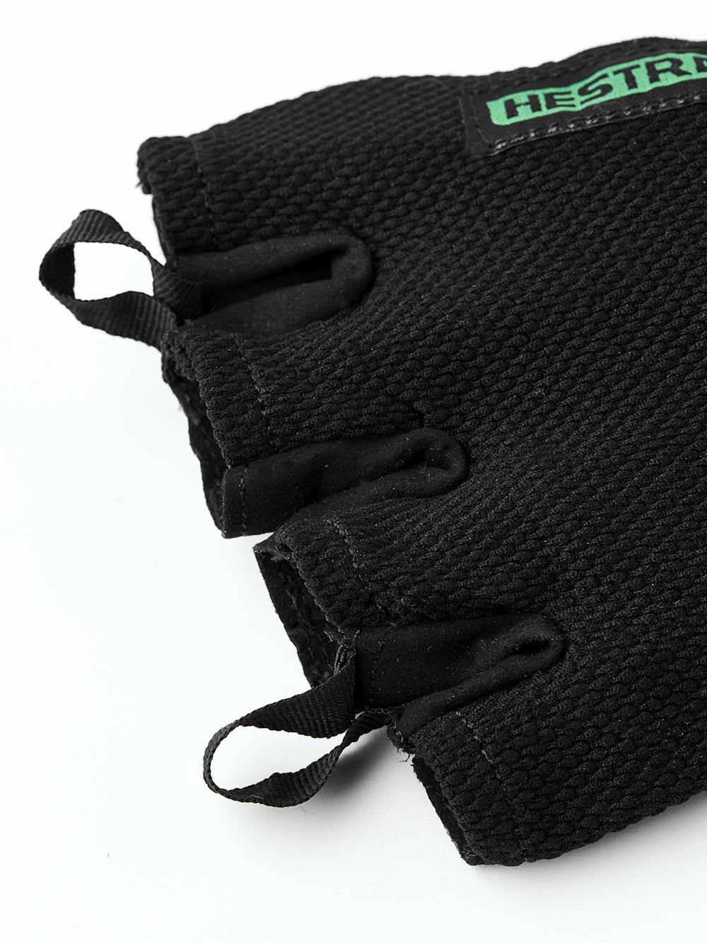 Holm i färgen Svart (3 av 3)