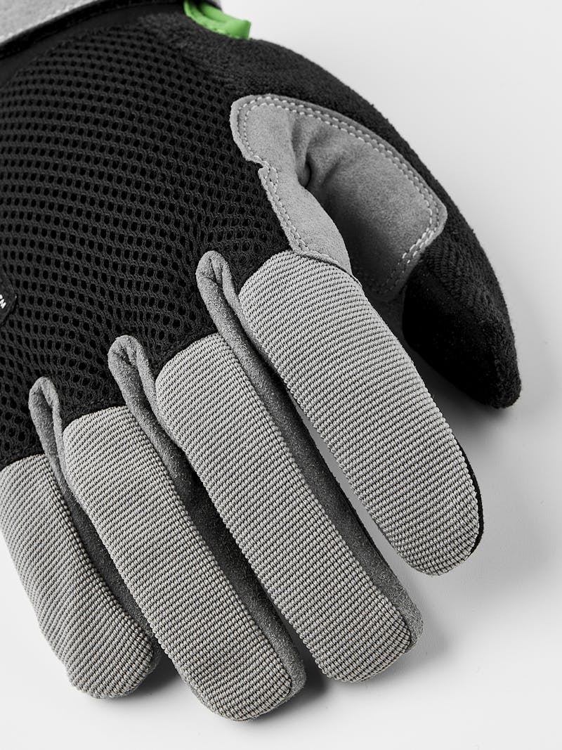 Beta Touch in the color Grey (3 of 4)