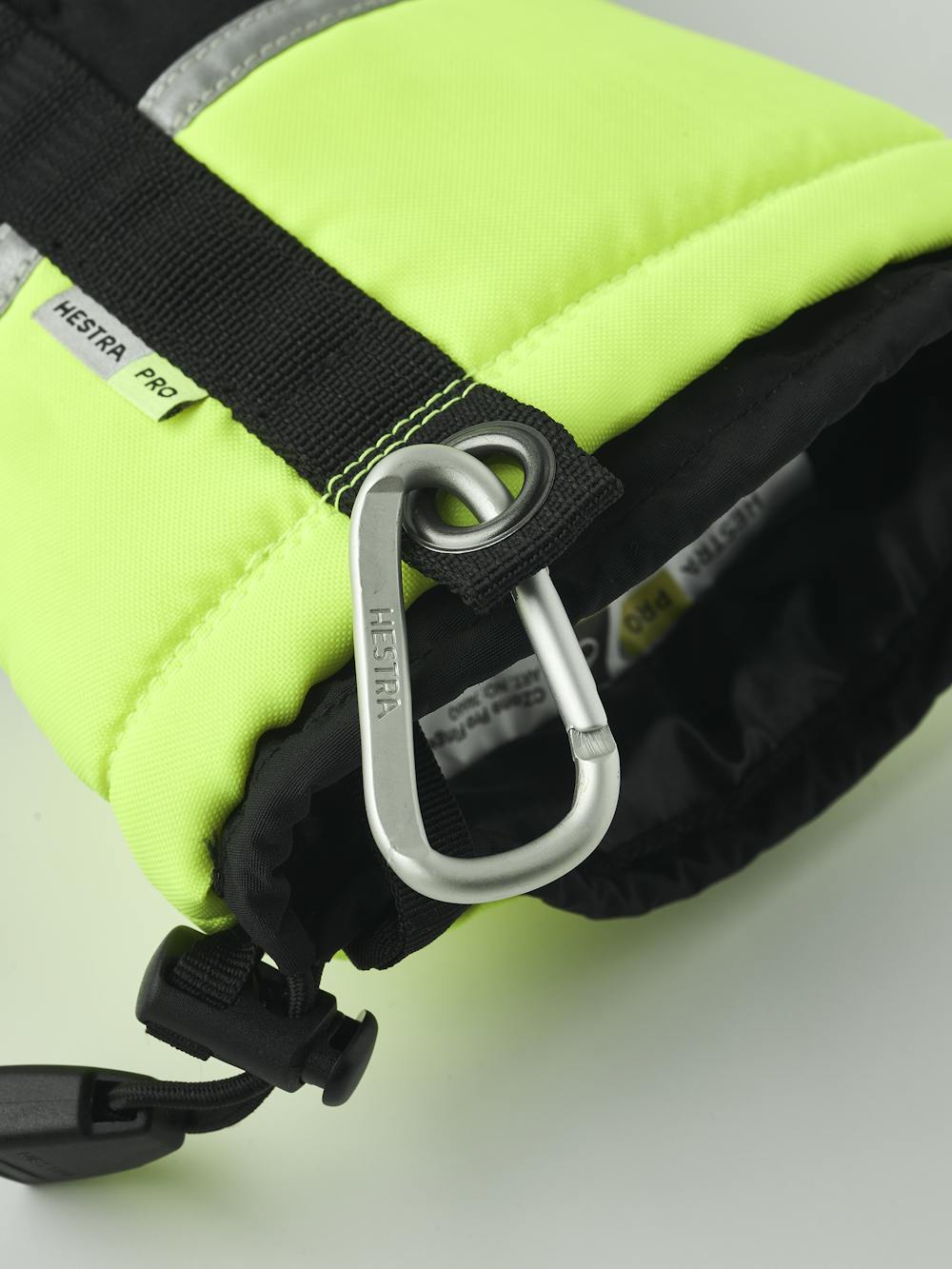 CZone Pro Finger in the color Black (6 of 6)