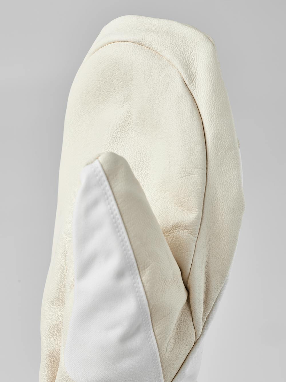 White mitten with goat leather palm (3 of 10)