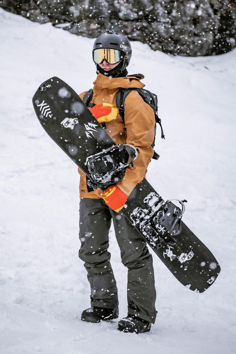 Red cow hide three finger glove with dark yellow leather palm  (2 of 8)