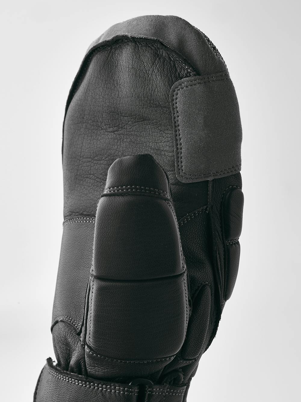 Black and gray goat leather mitten (3 of 5)