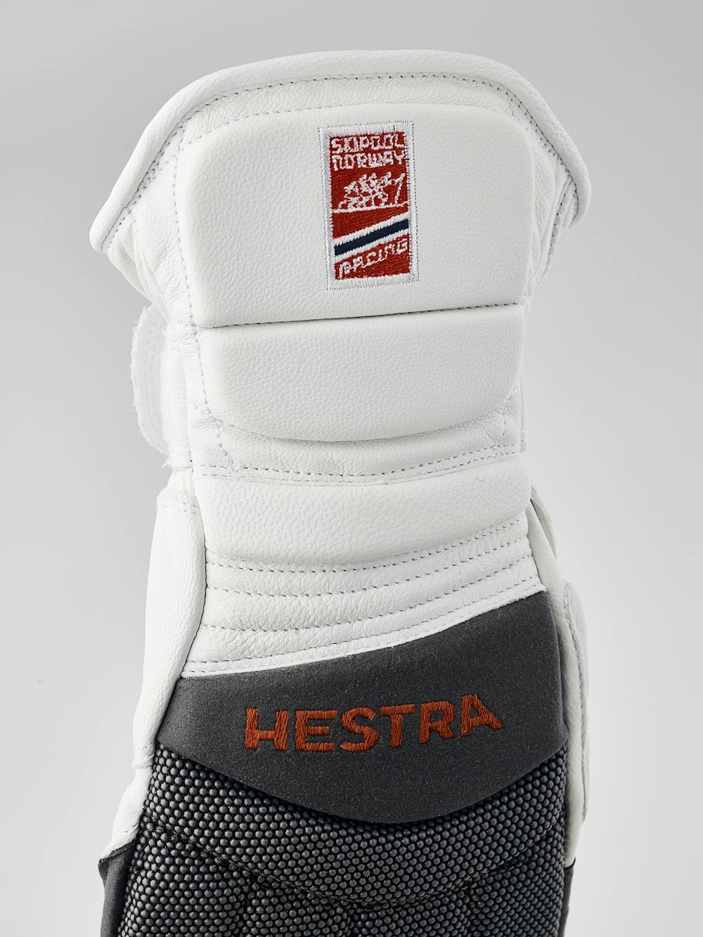 White and gray goat leather mitten (4 of 5)