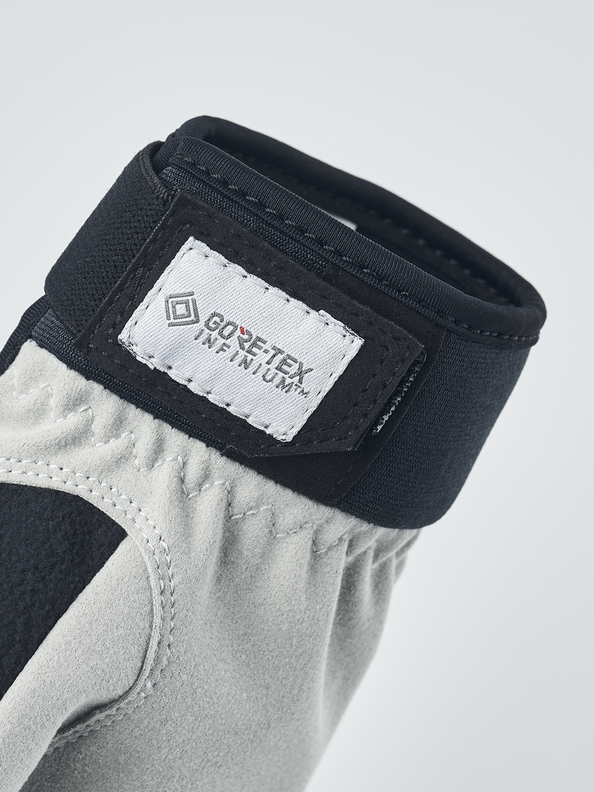 XC Pace Navy Hestra Gloves