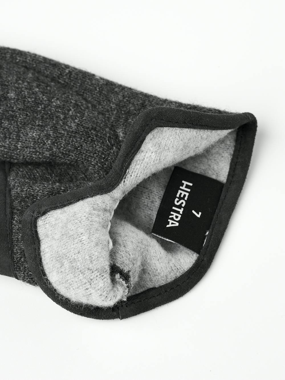 Dark gray wool jersey glove with suede details
(3 of 5)