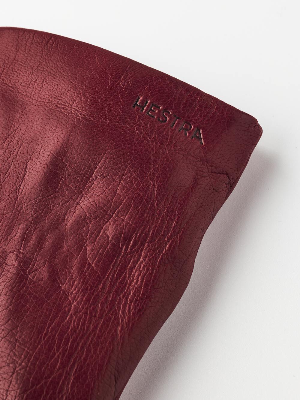 Laura in the color Dark red (4 of 6)